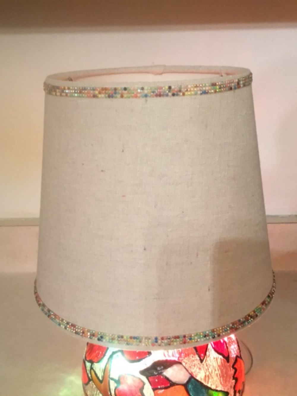 New, HandPainted Stained glass lamp - Picture 4 of 8